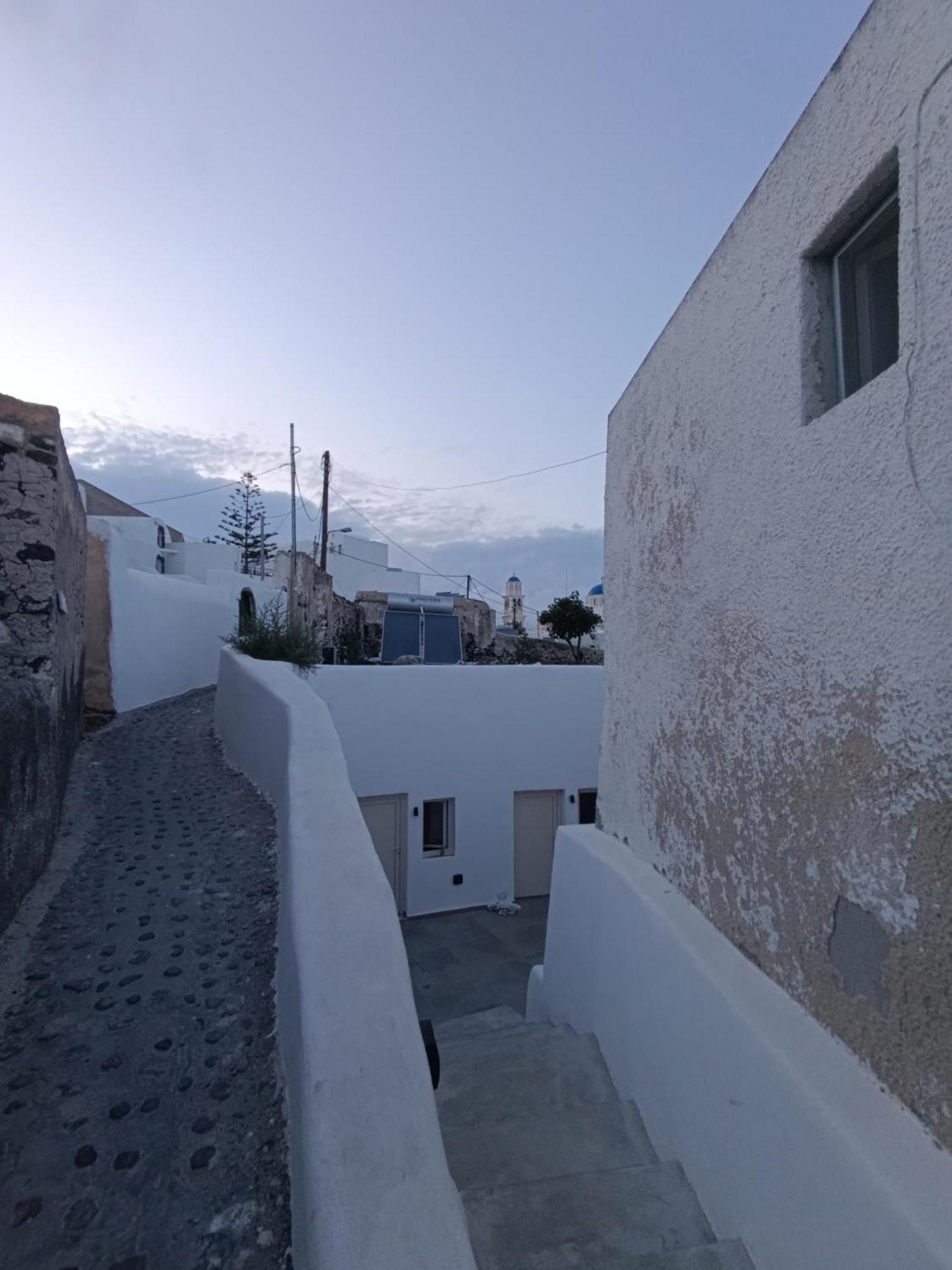 Cycladic Center Cave Rooms Φηρά Εξωτερικό φωτογραφία