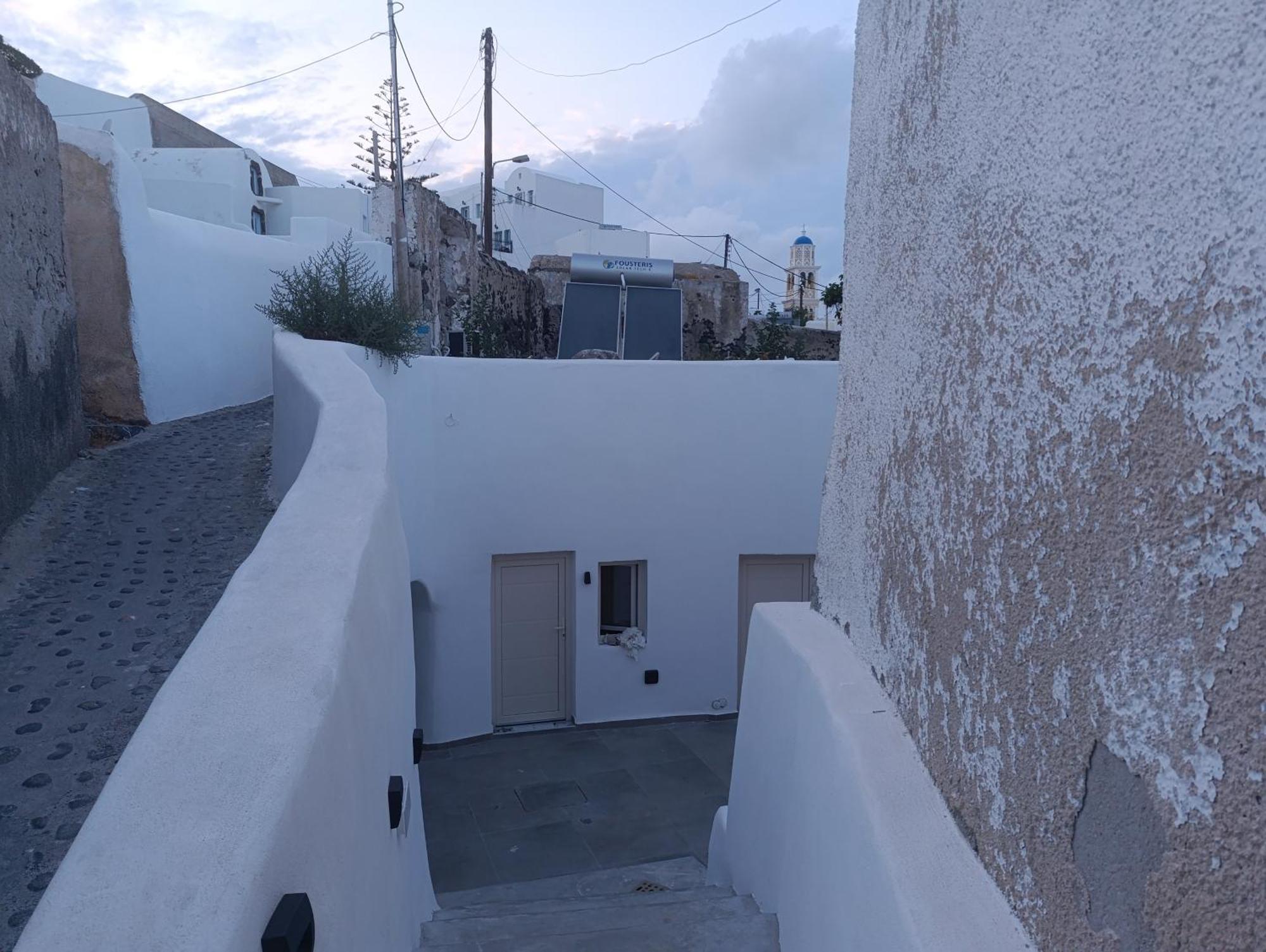 Cycladic Center Cave Rooms Φηρά Εξωτερικό φωτογραφία
